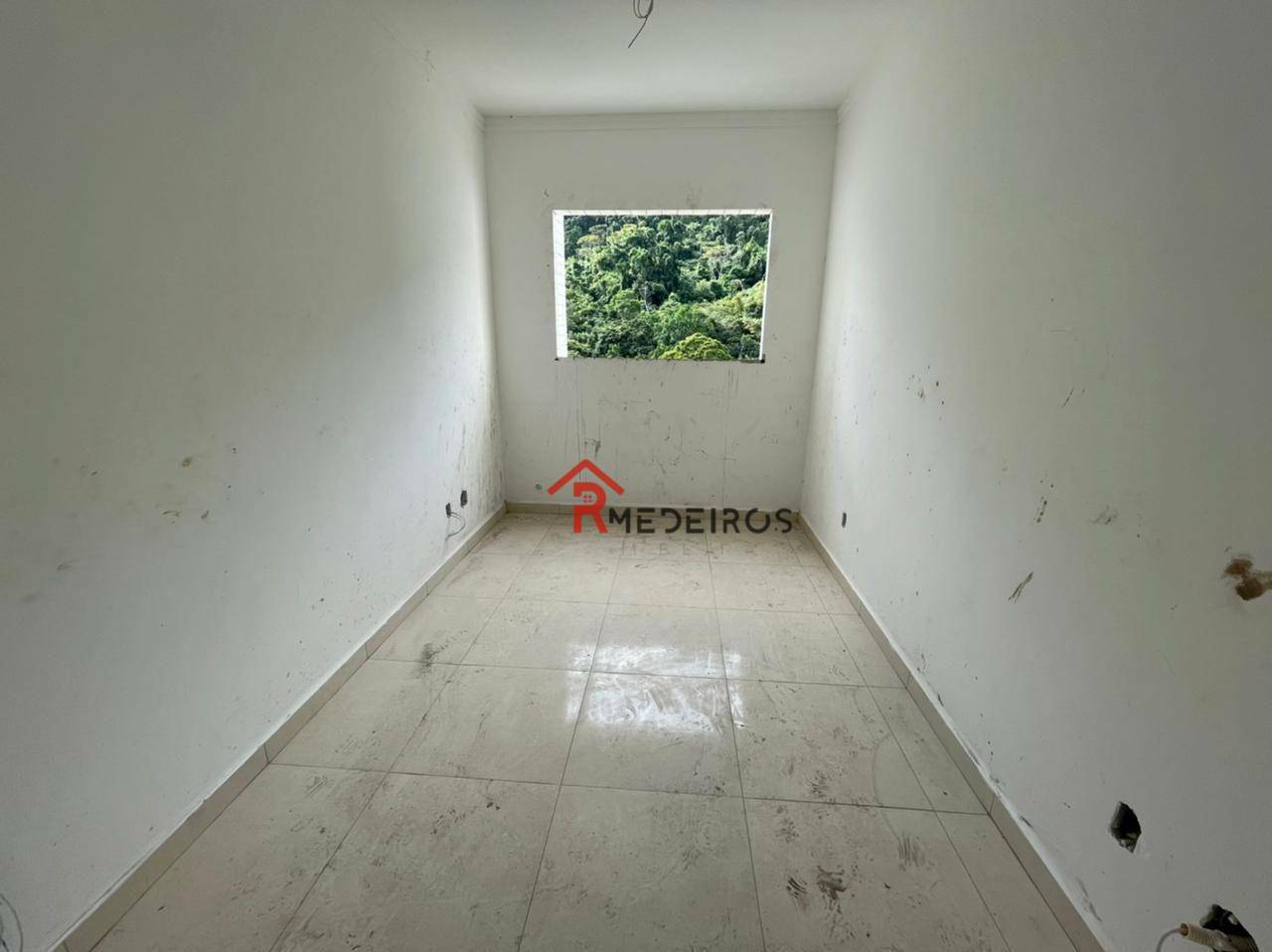 Apartamento à venda com 2 quartos, 62m² - Foto 12