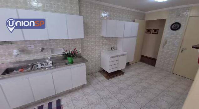 Apartamento à venda com 3 quartos, 116m² - Foto 13