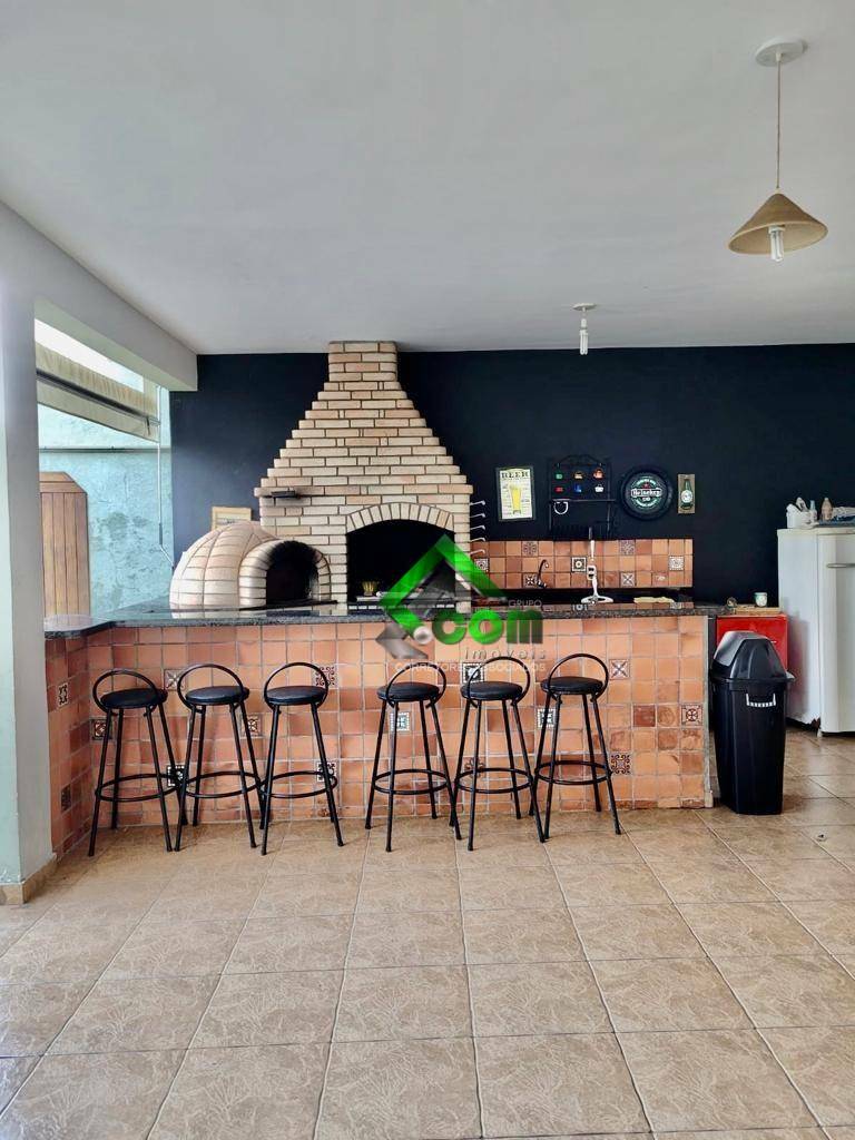 Casa à venda com 3 quartos, 300m² - Foto 57