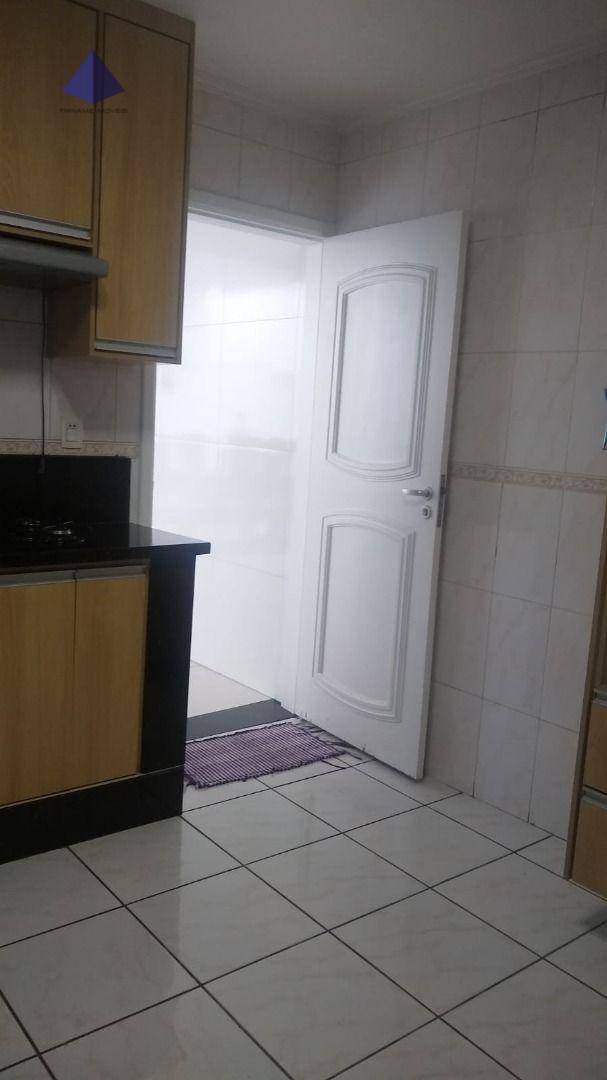 Sobrado à venda com 3 quartos, 250m² - Foto 37