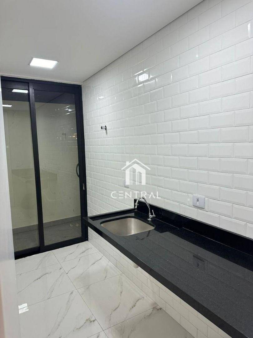 Casa à venda com 3 quartos, 382m² - Foto 5