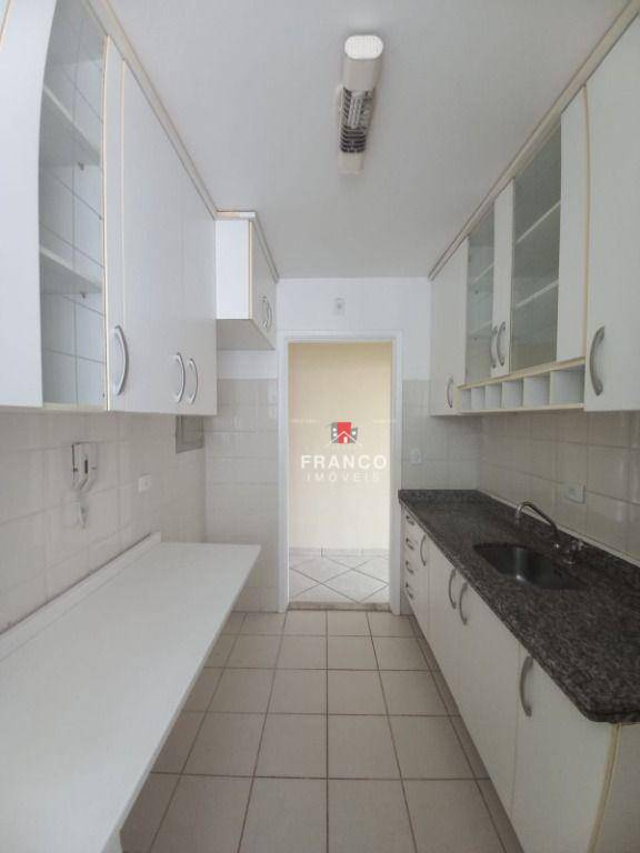 Apartamento à venda com 2 quartos, 70m² - Foto 9