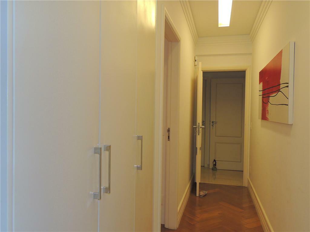 Apartamento para alugar com 4 quartos, 311m² - Foto 24