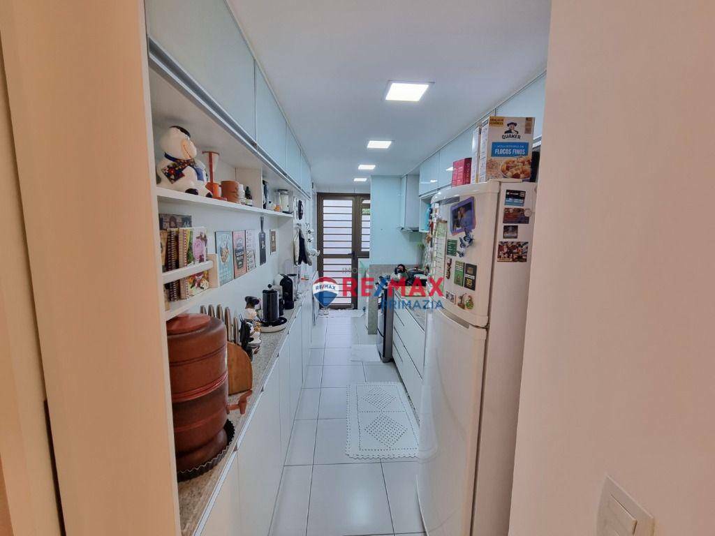 Apartamento à venda com 3 quartos, 121m² - Foto 25