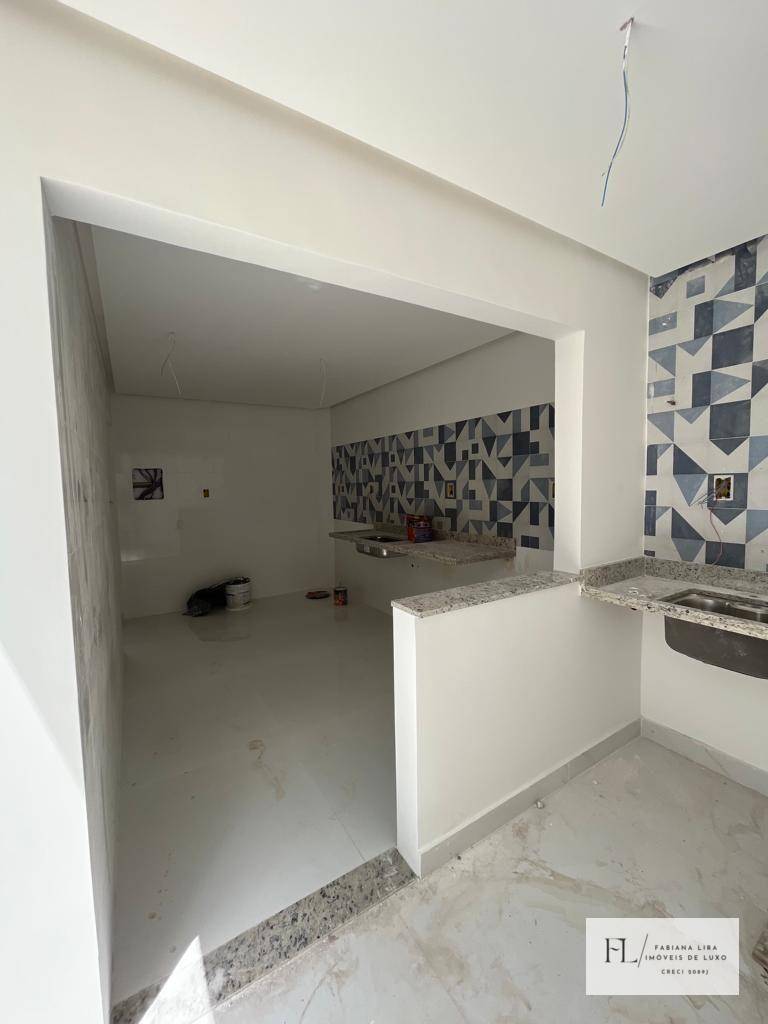 Casa à venda com 4 quartos, 152m² - Foto 8