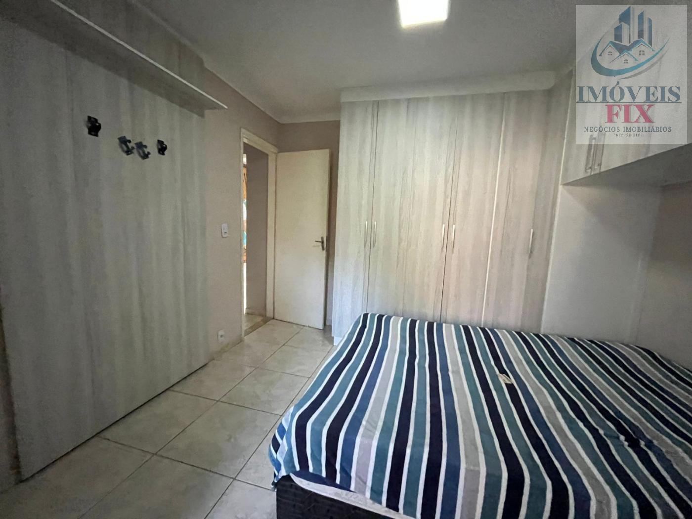 Casa à venda com 4 quartos, 280m² - Foto 11