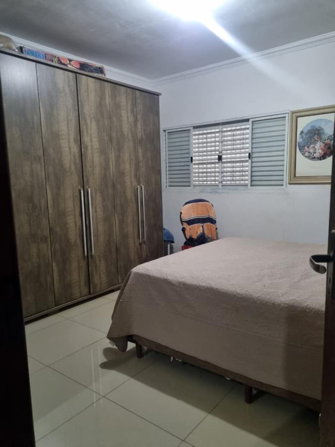 Casa à venda com 2 quartos, 150m² - Foto 3