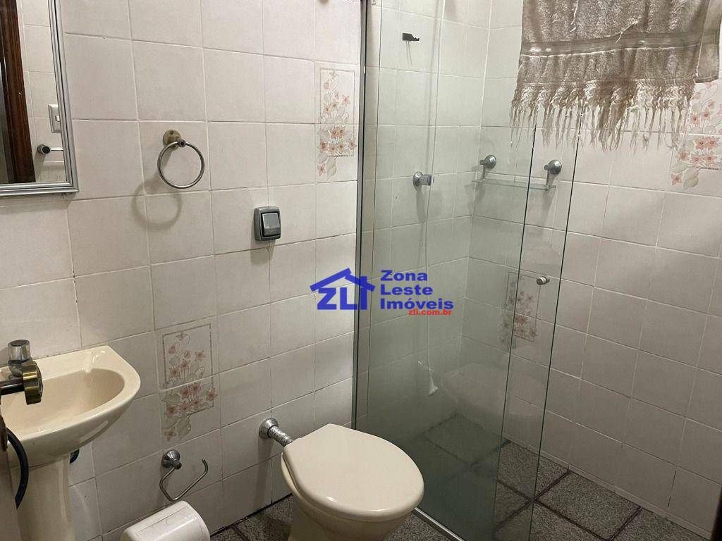 Sobrado à venda com 4 quartos, 411m² - Foto 49