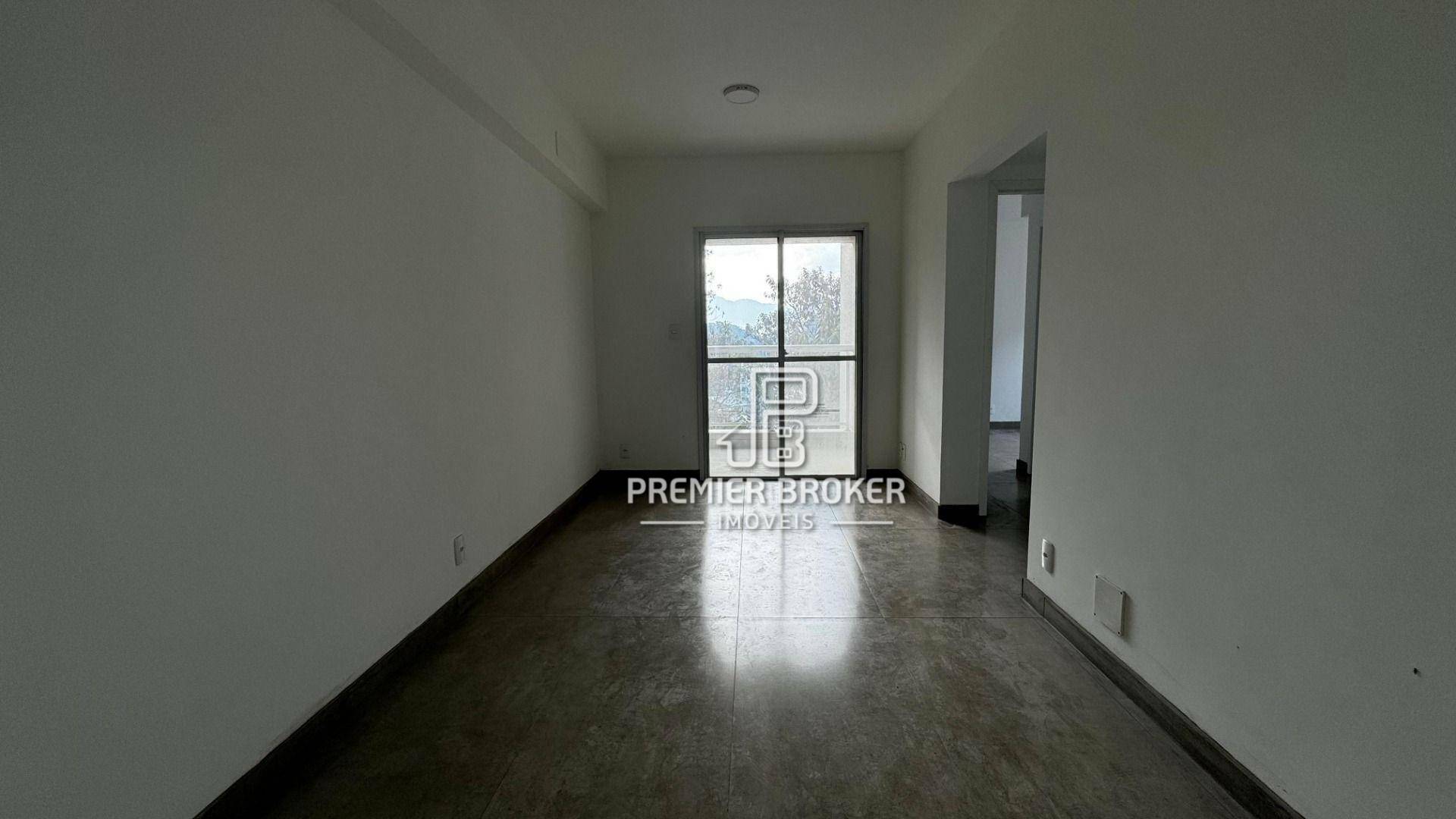 Apartamento à venda com 2 quartos, 56m² - Foto 2