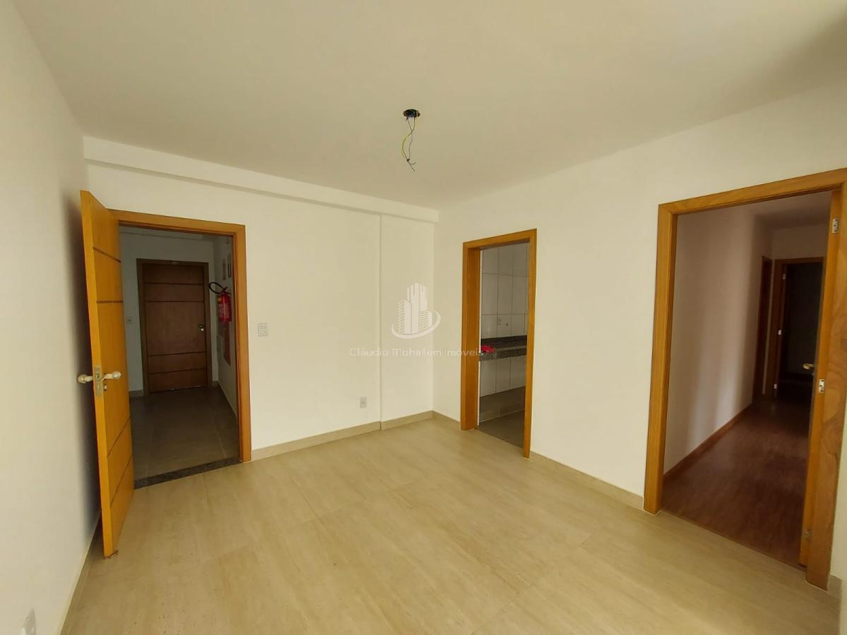 Apartamento à venda com 3 quartos, 125m² - Foto 2