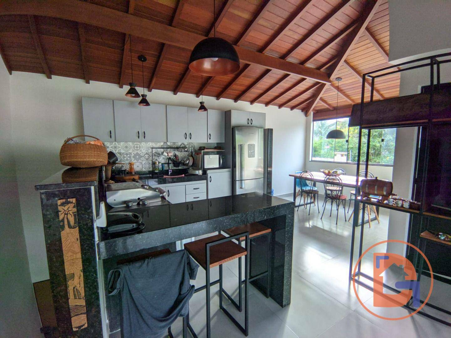 Casa à venda com 2 quartos, 115m² - Foto 25