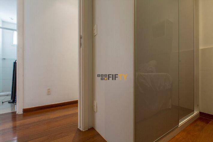 Apartamento para alugar com 3 quartos, 95m² - Foto 14