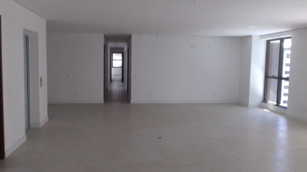 Apartamento à venda com 4 quartos, 400m² - Foto 20