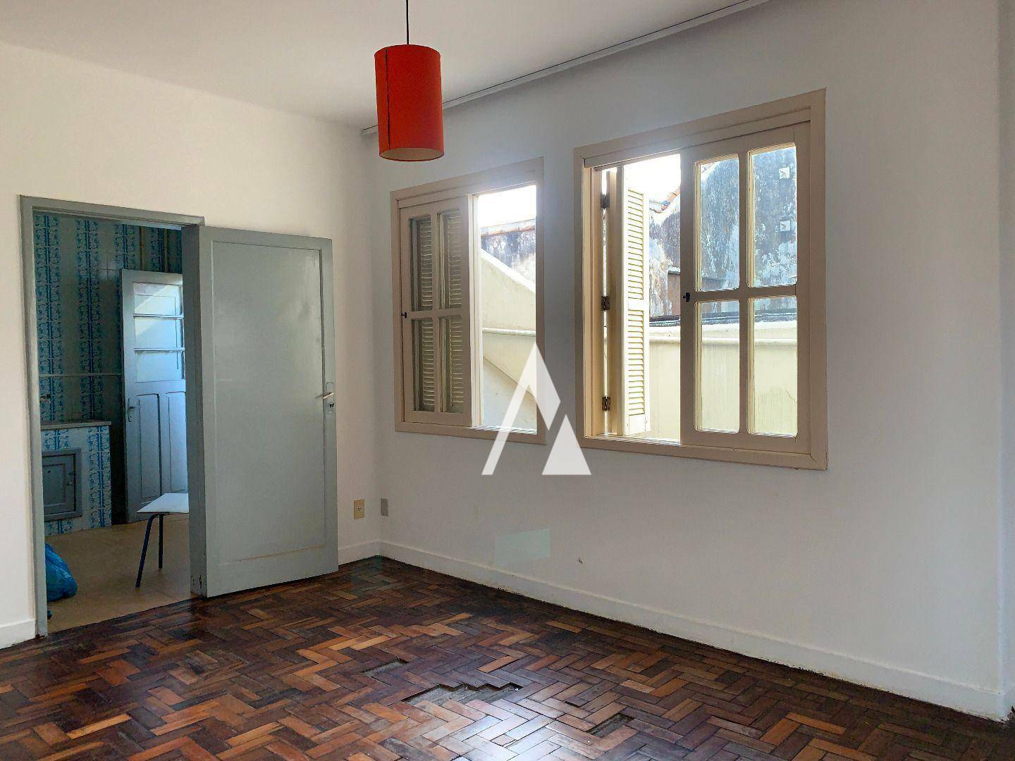 Apartamento à venda com 2 quartos, 65m² - Foto 4