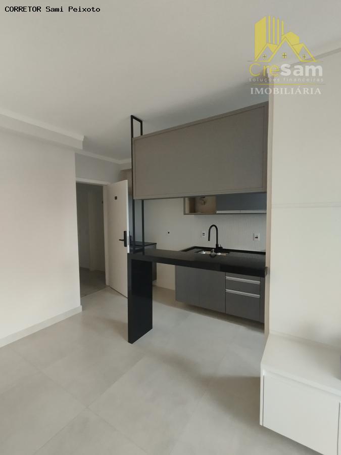 Apartamento para alugar com 2 quartos, 58m² - Foto 2