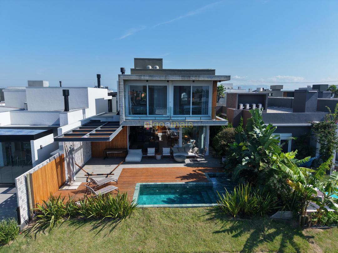 Casa de Condomínio à venda com 4 quartos, 270m² - Foto 13