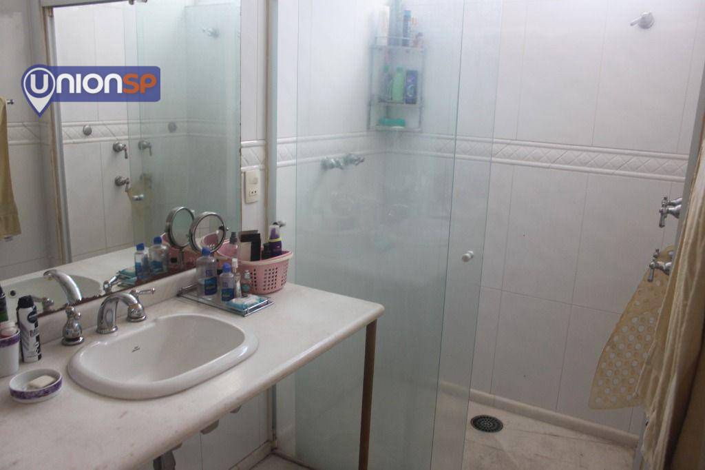 Apartamento à venda com 3 quartos, 198m² - Foto 32