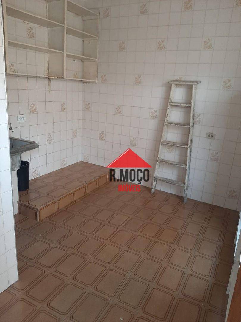 Sobrado à venda com 5 quartos, 164m² - Foto 37