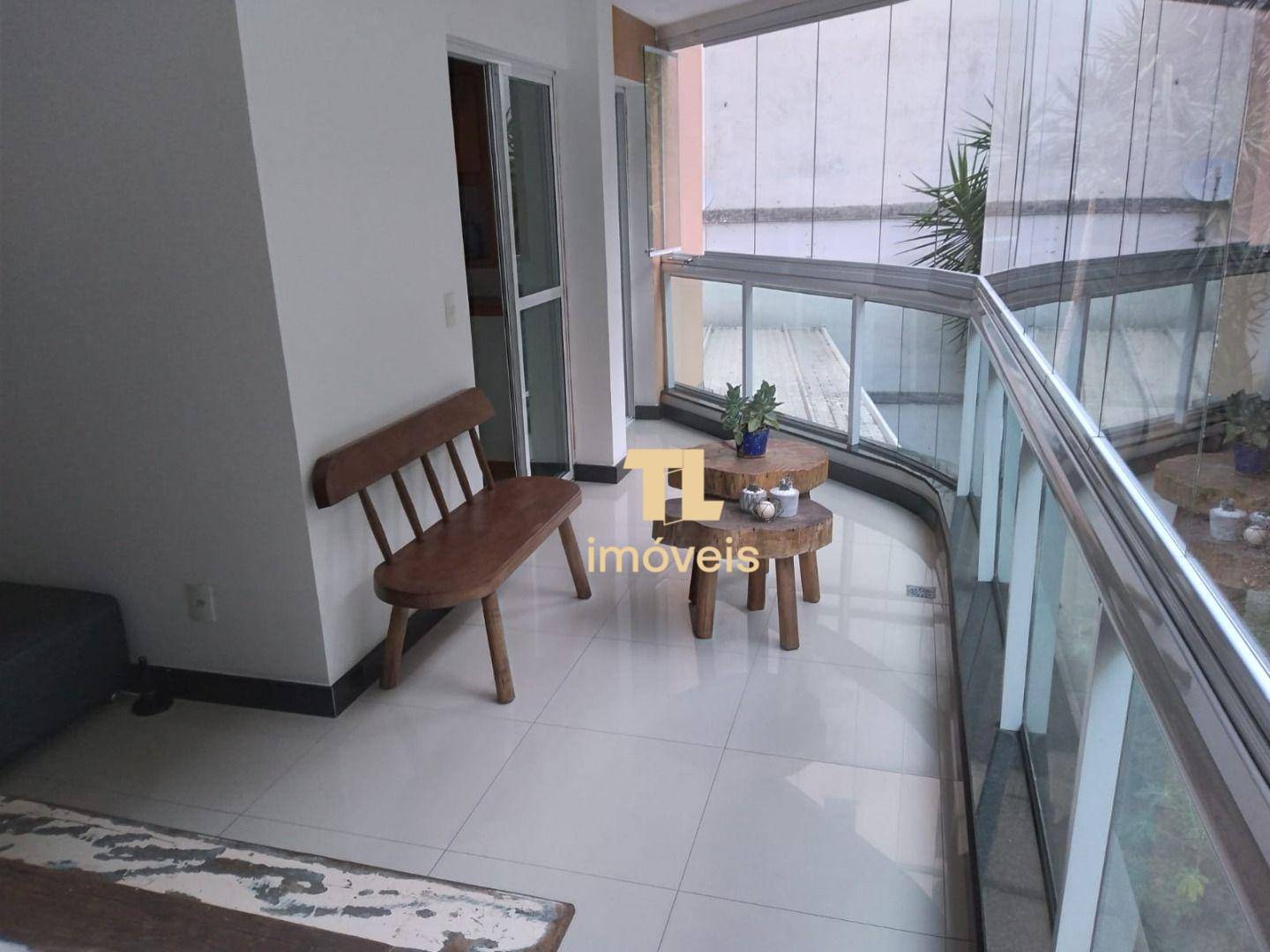 Apartamento, 3 quartos, 105 m² - Foto 2