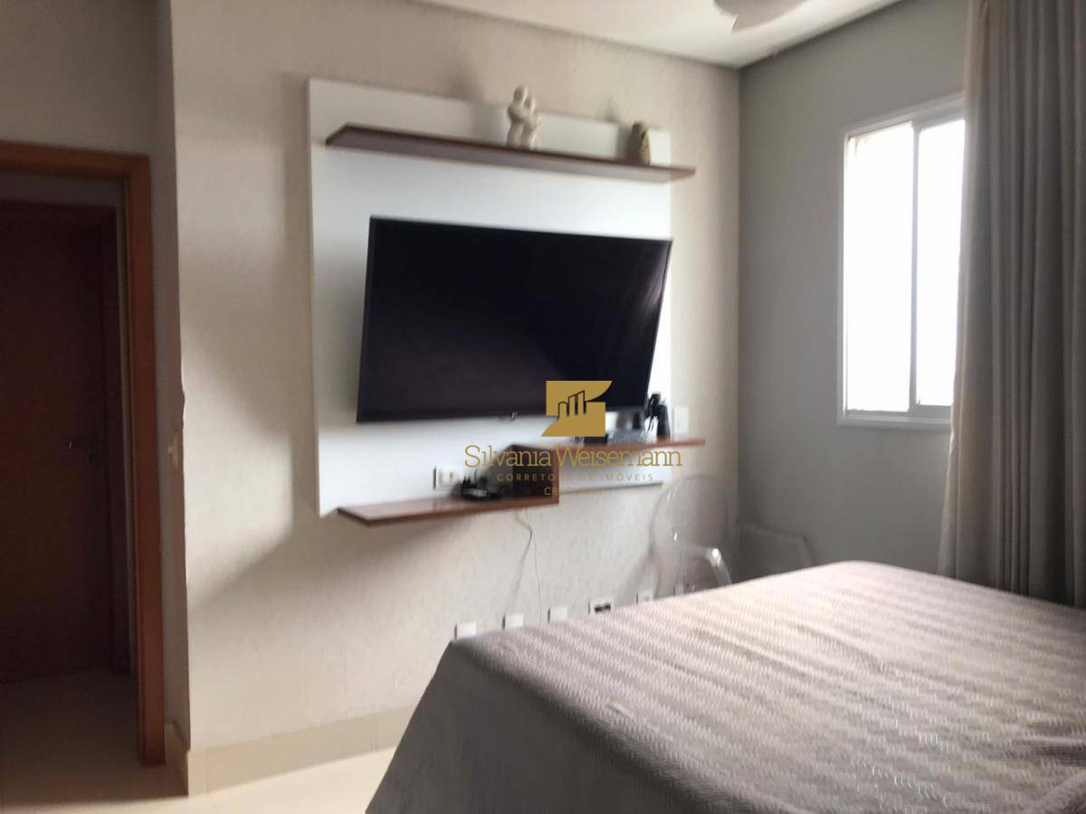 Apartamento à venda com 3 quartos, 134m² - Foto 19