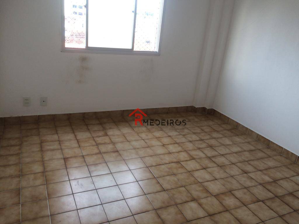 Apartamento à venda com 1 quarto, 43m² - Foto 4