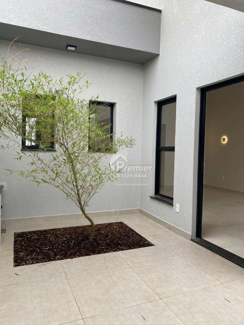 Casa à venda com 3 quartos, 90m² - Foto 27