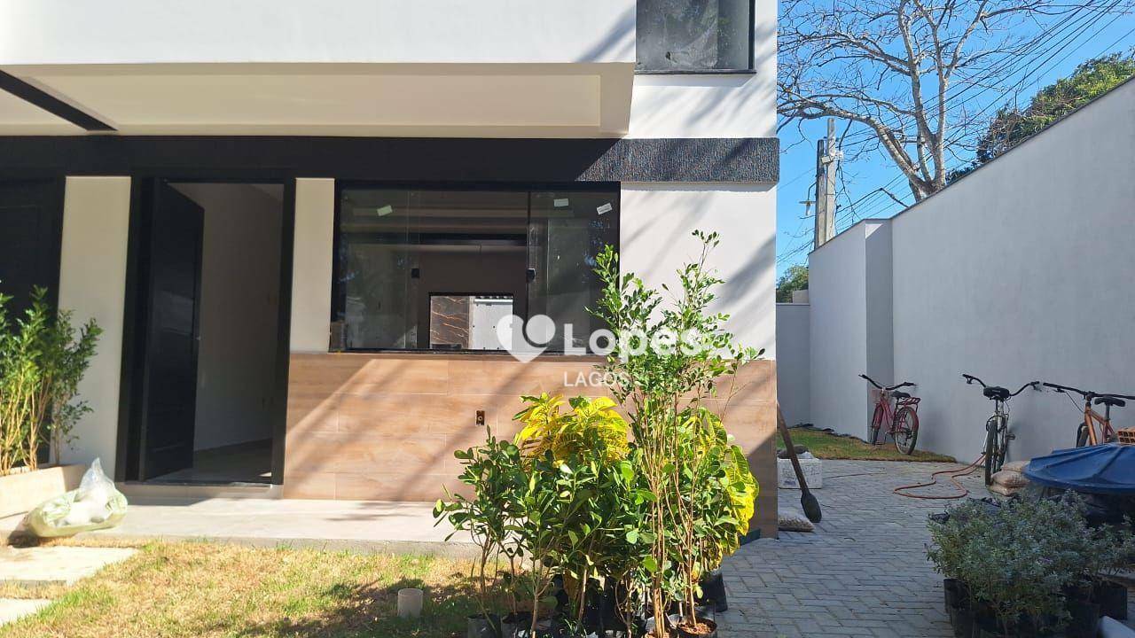 Casa à venda com 2 quartos, 74m² - Foto 2