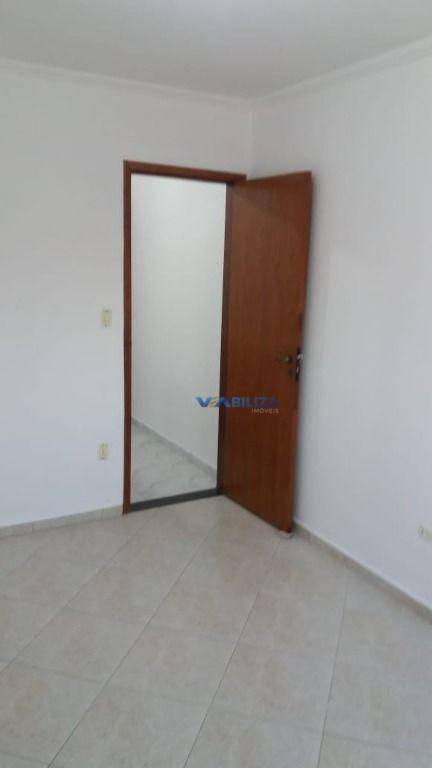 Sobrado à venda com 4 quartos, 180m² - Foto 14