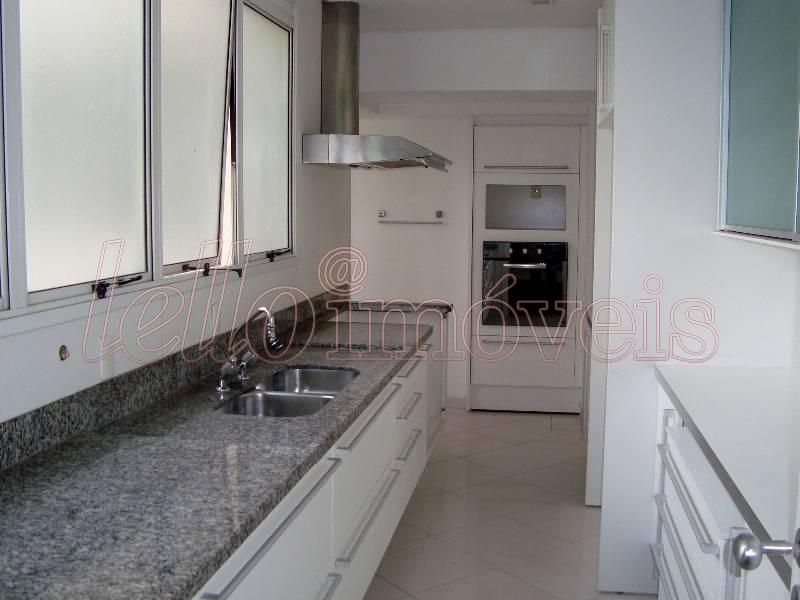 Apartamento à venda com 4 quartos, 193m² - Foto 13