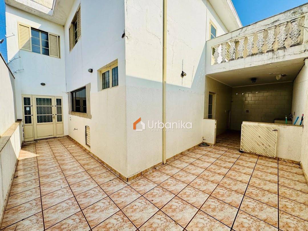 Casa, 3 quartos, 140 m² - Foto 1