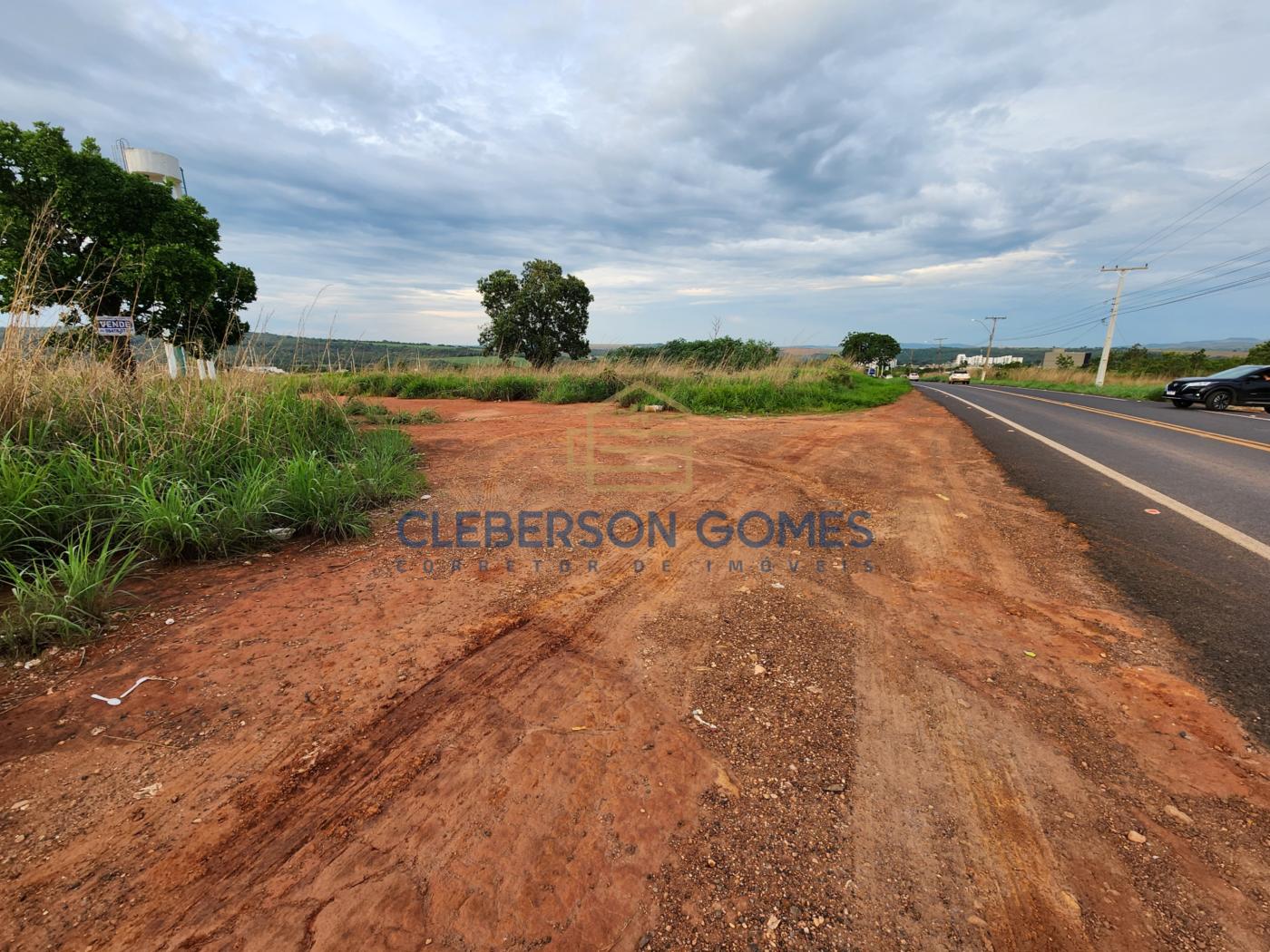 Terreno à venda, 1000m² - Foto 4