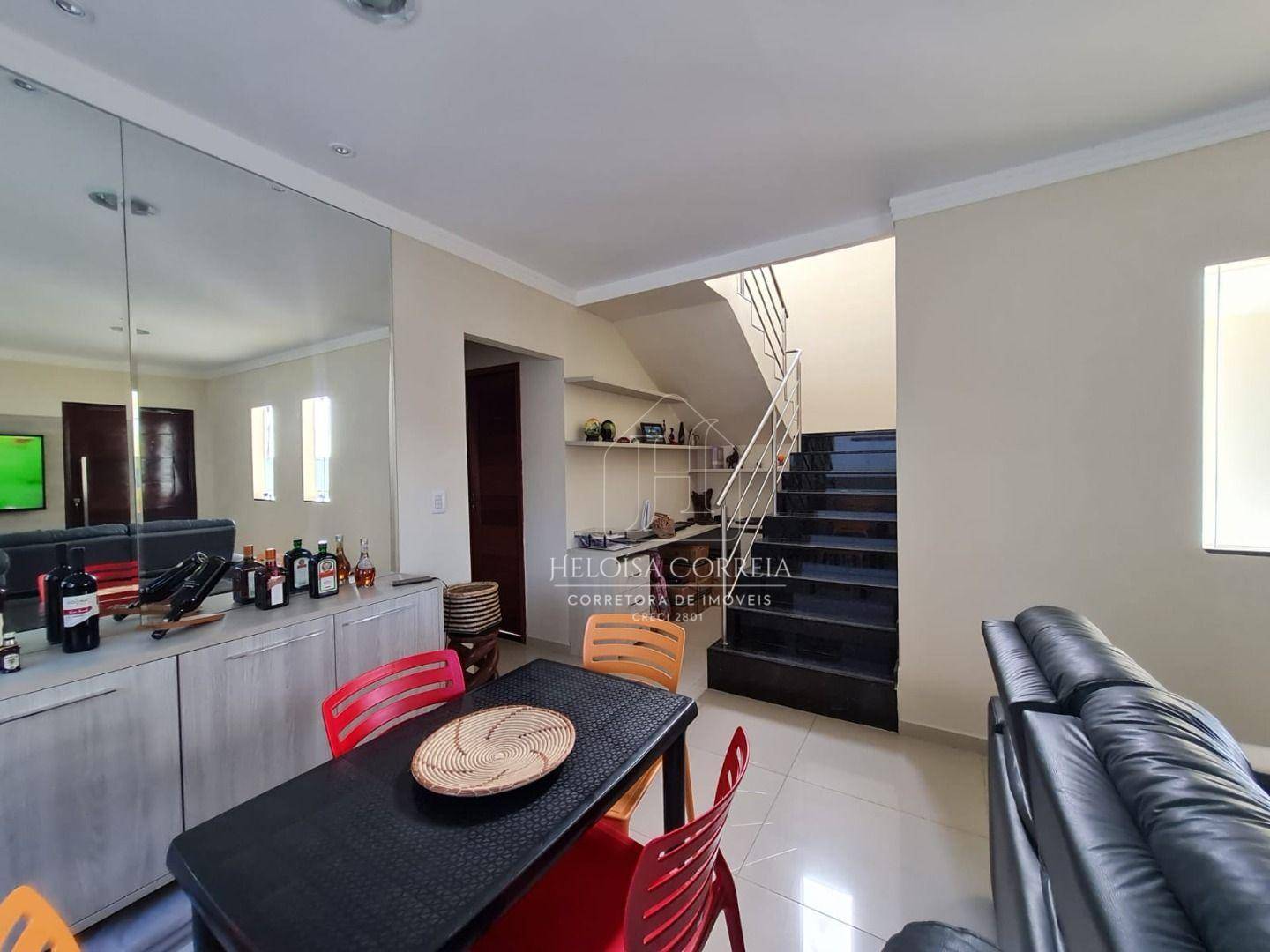 Casa à venda com 3 quartos, 204m² - Foto 3