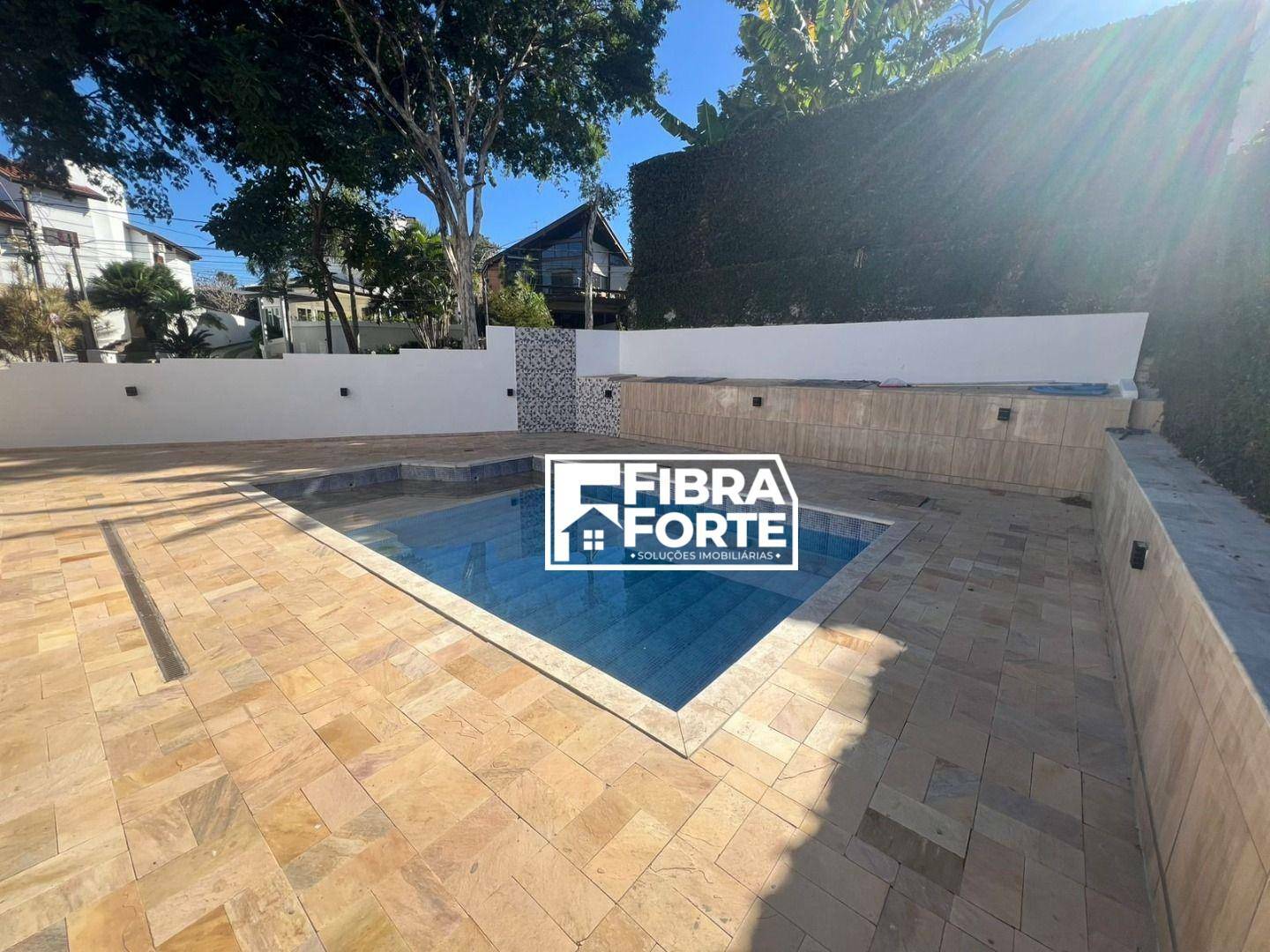 Casa de Condomínio para alugar com 5 quartos, 410m² - Foto 43