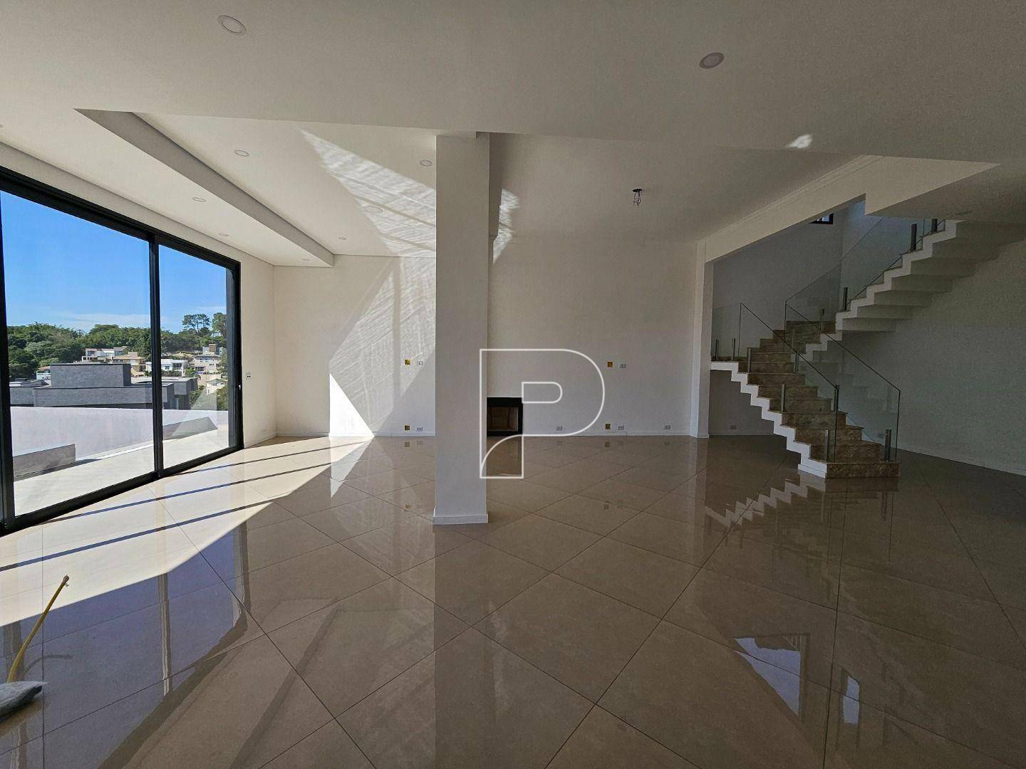 Casa de Condomínio à venda com 3 quartos, 281m² - Foto 3