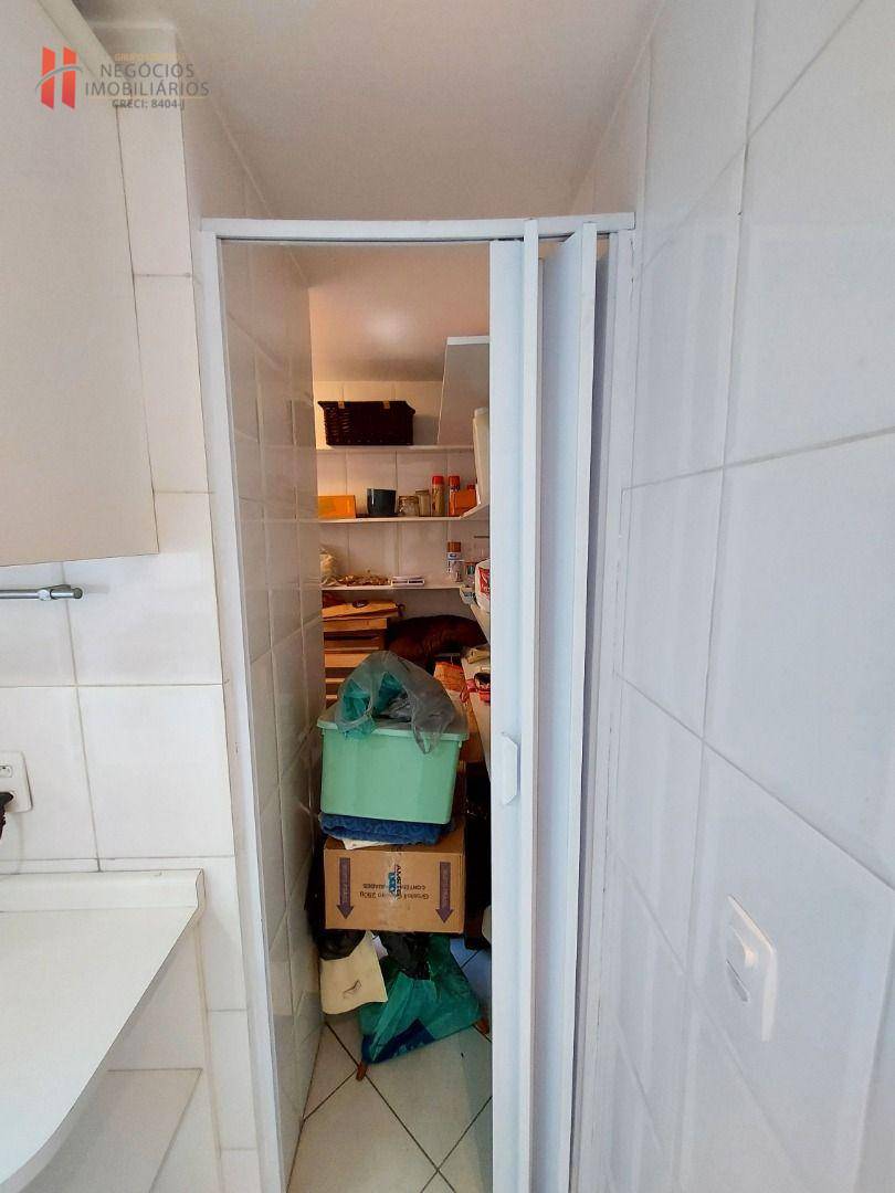 Apartamento à venda com 2 quartos, 115m² - Foto 9