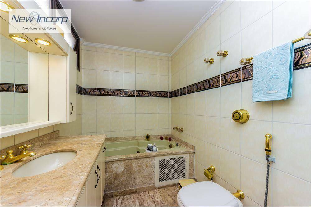 Apartamento à venda com 5 quartos, 218m² - Foto 21