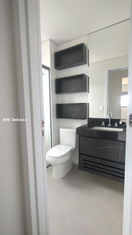 Apartamento à venda com 3 quartos, 96m² - Foto 23