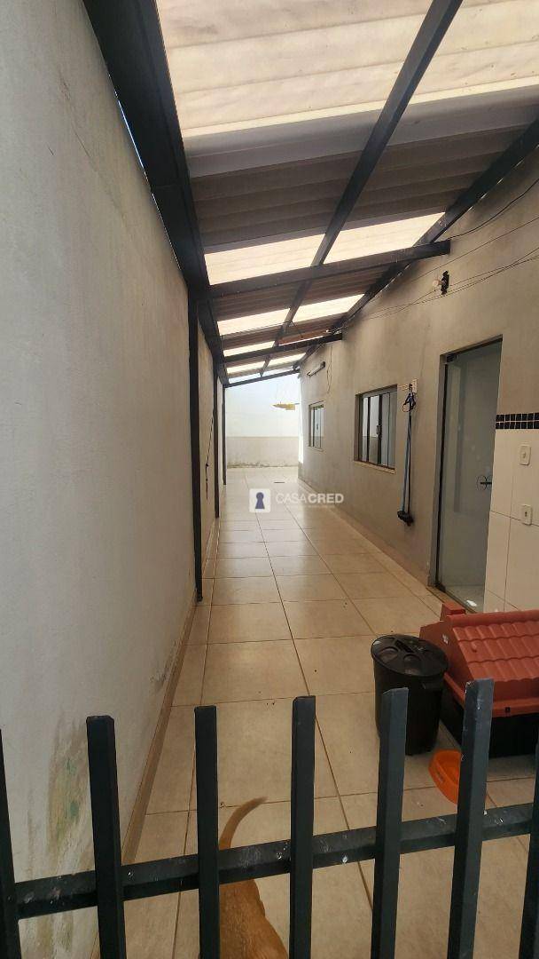 Casa à venda com 2 quartos, 140m² - Foto 10