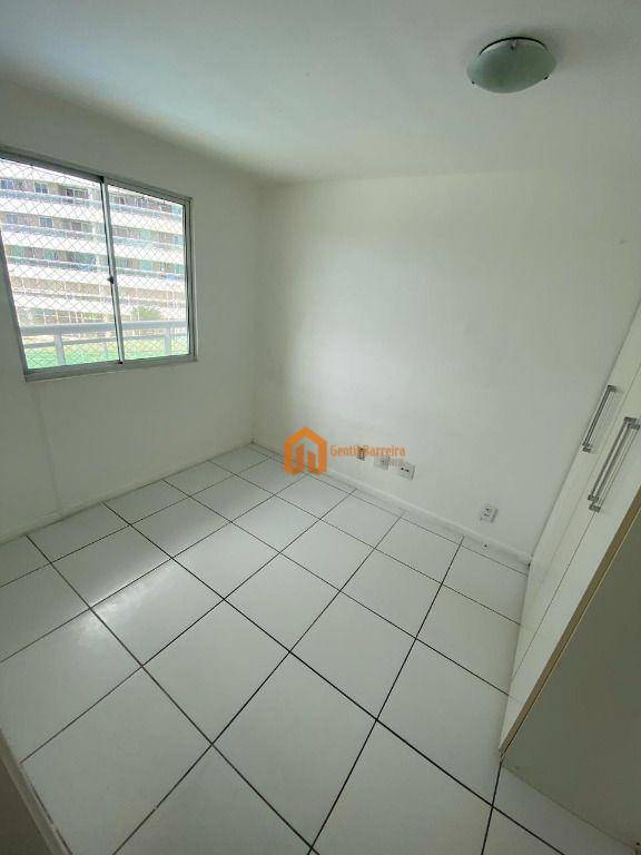 Apartamento à venda com 3 quartos, 81m² - Foto 9