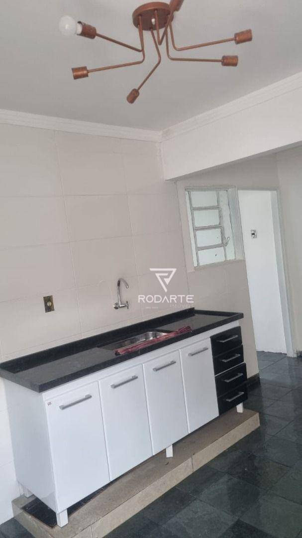 Casa à venda com 2 quartos, 1020M2 - Foto 2