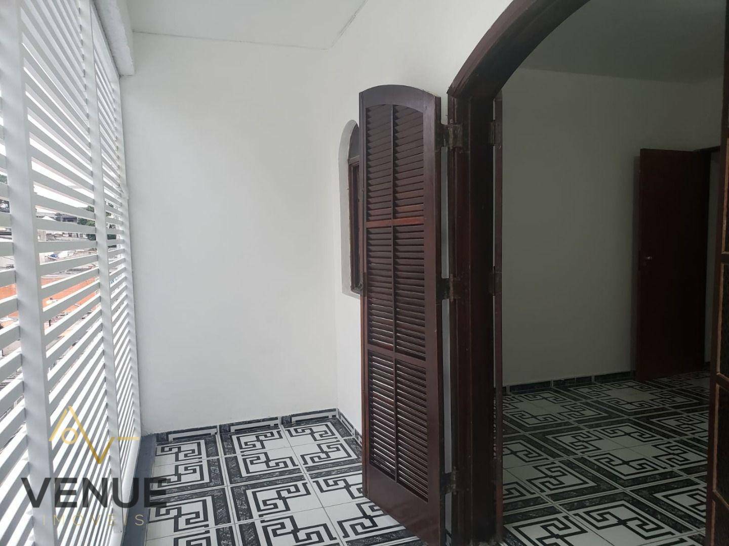 Sobrado à venda com 5 quartos, 220m² - Foto 12