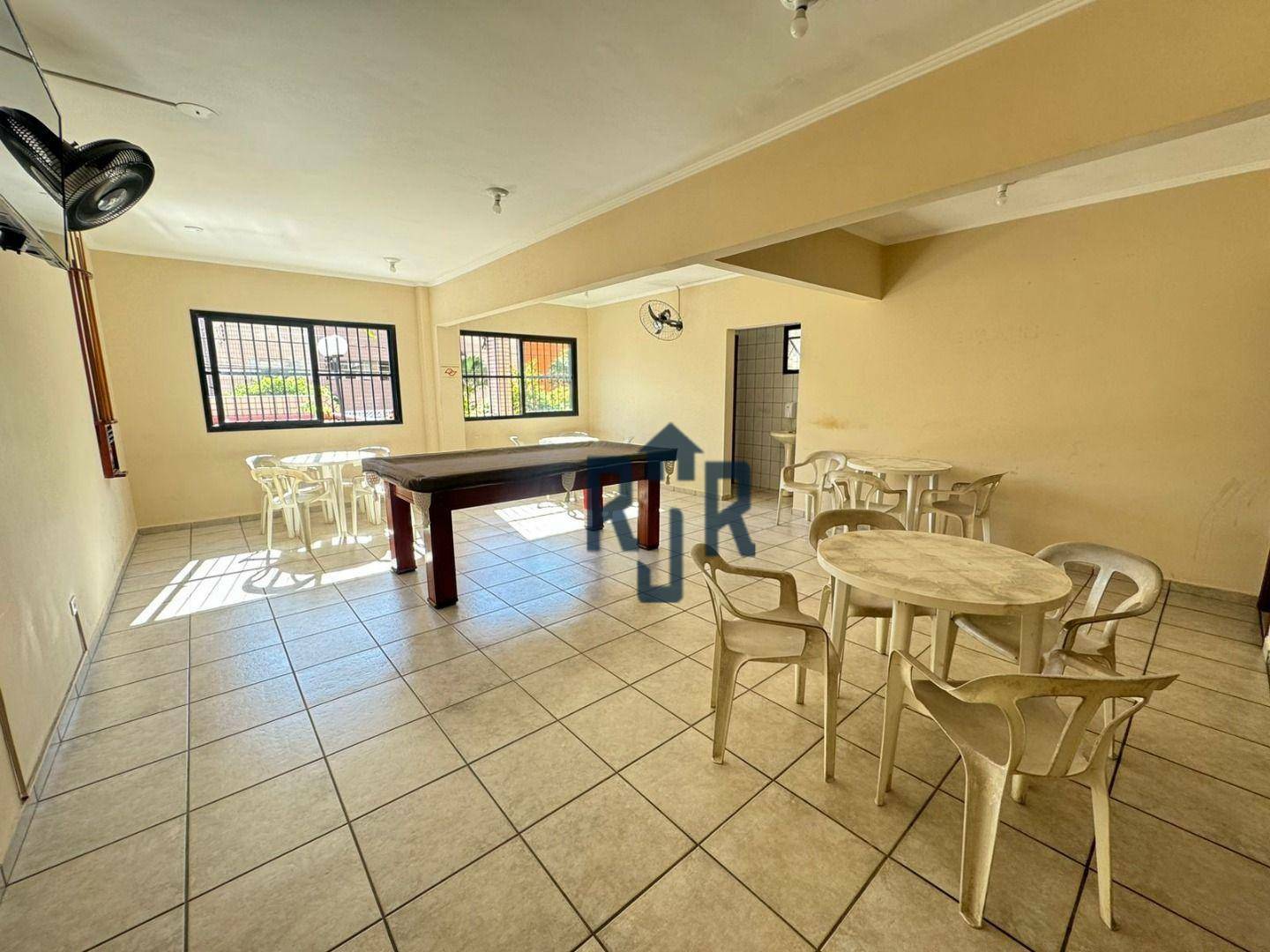 Apartamento à venda com 1 quarto, 50m² - Foto 5