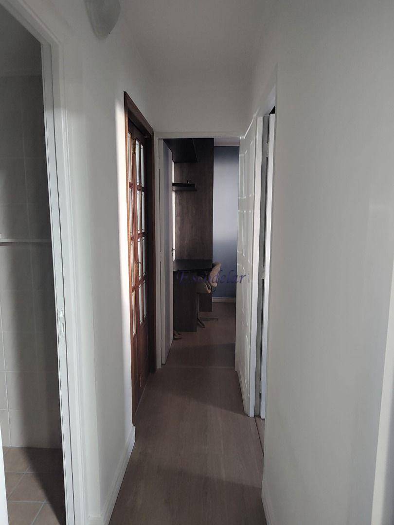 Apartamento à venda com 3 quartos, 74m² - Foto 12