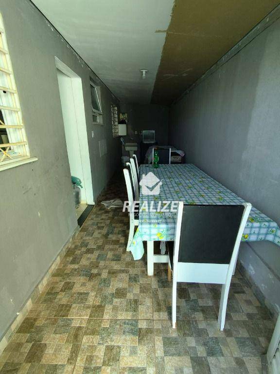 Casa à venda com 2 quartos, 43m² - Foto 4