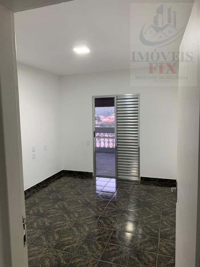 Casa à venda com 2 quartos, 138m² - Foto 13