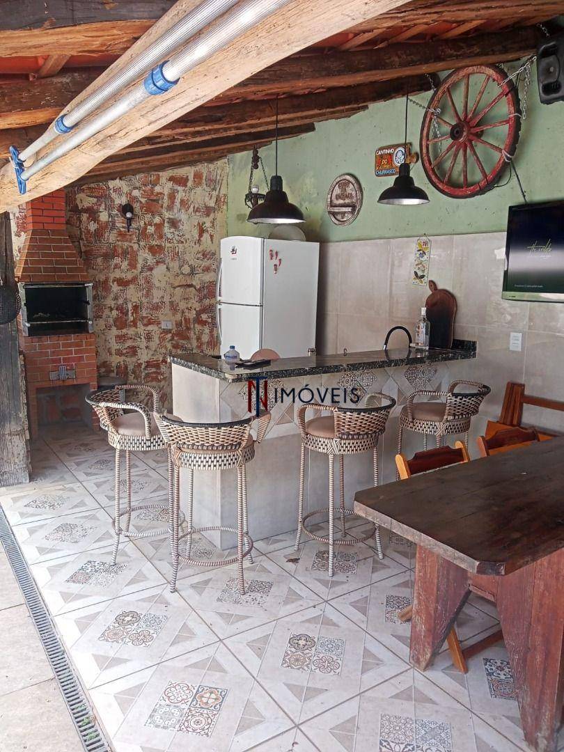 Casa, 3 quartos, 214 m² - Foto 4