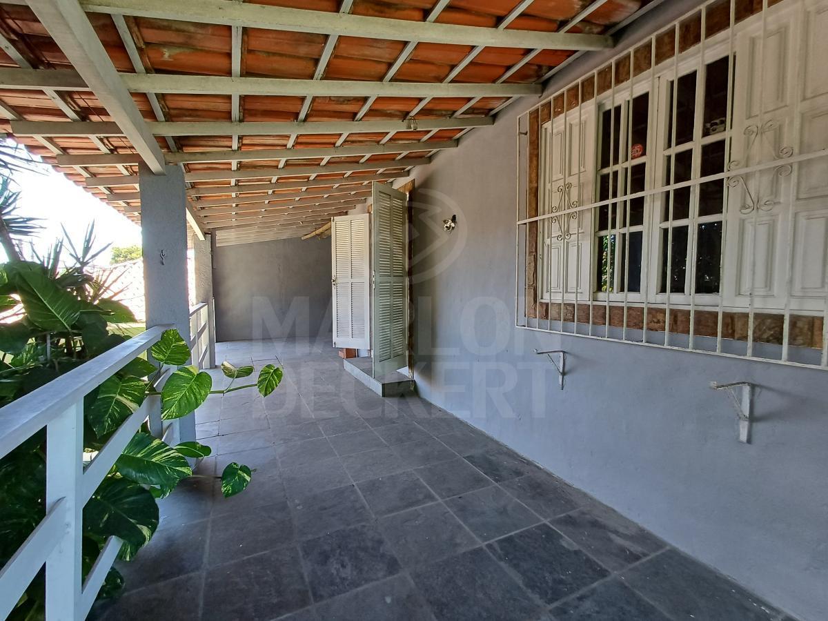 Casa à venda com 3 quartos, 240m² - Foto 11