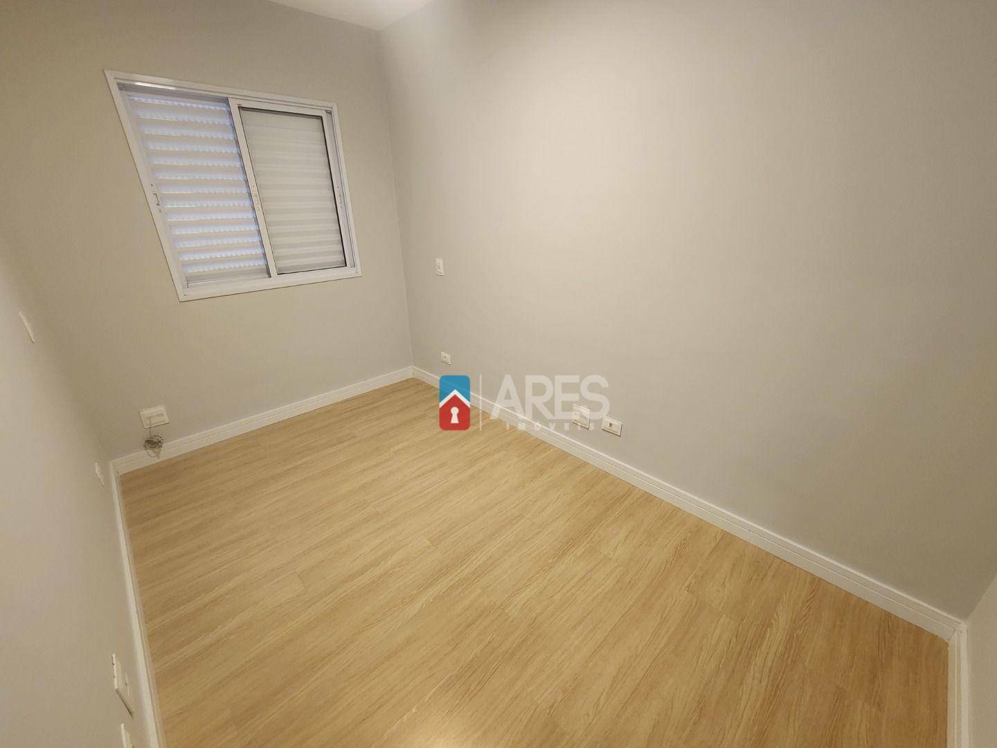 Apartamento à venda com 2 quartos, 60m² - Foto 11