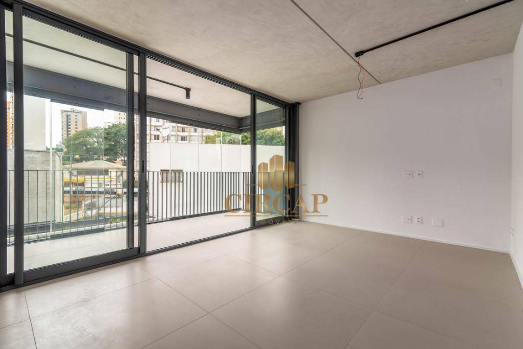 Apartamento à venda com 2 quartos, 77m² - Foto 2