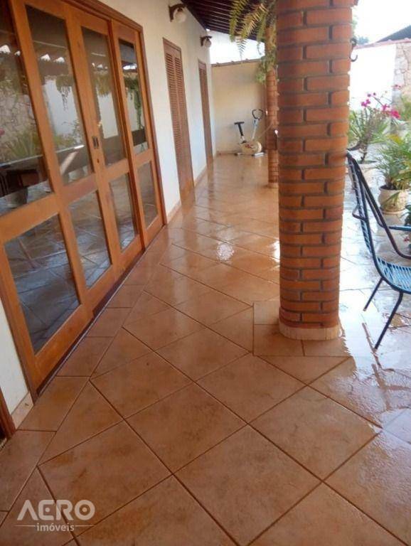 Casa de Condomínio à venda com 3 quartos, 220m² - Foto 14